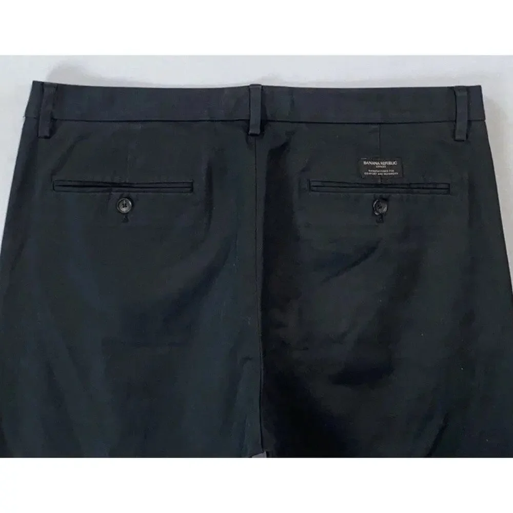 Banana Republic Aiden Slim Fit Rapid Movement RMC Chino Pants. Black, 36X35. GUC